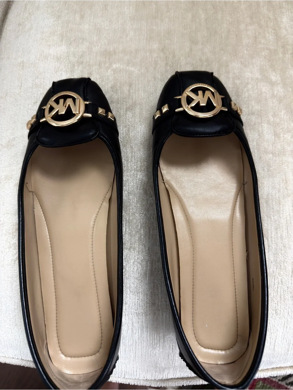 Michael Kors Black Gold Logo Ballet Flats - Picture 1 of 6